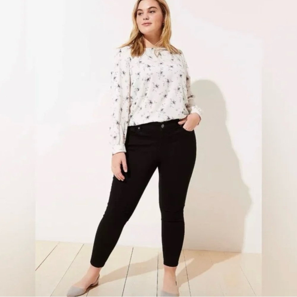 Loft Plus Black Skinny Jeans Size 18